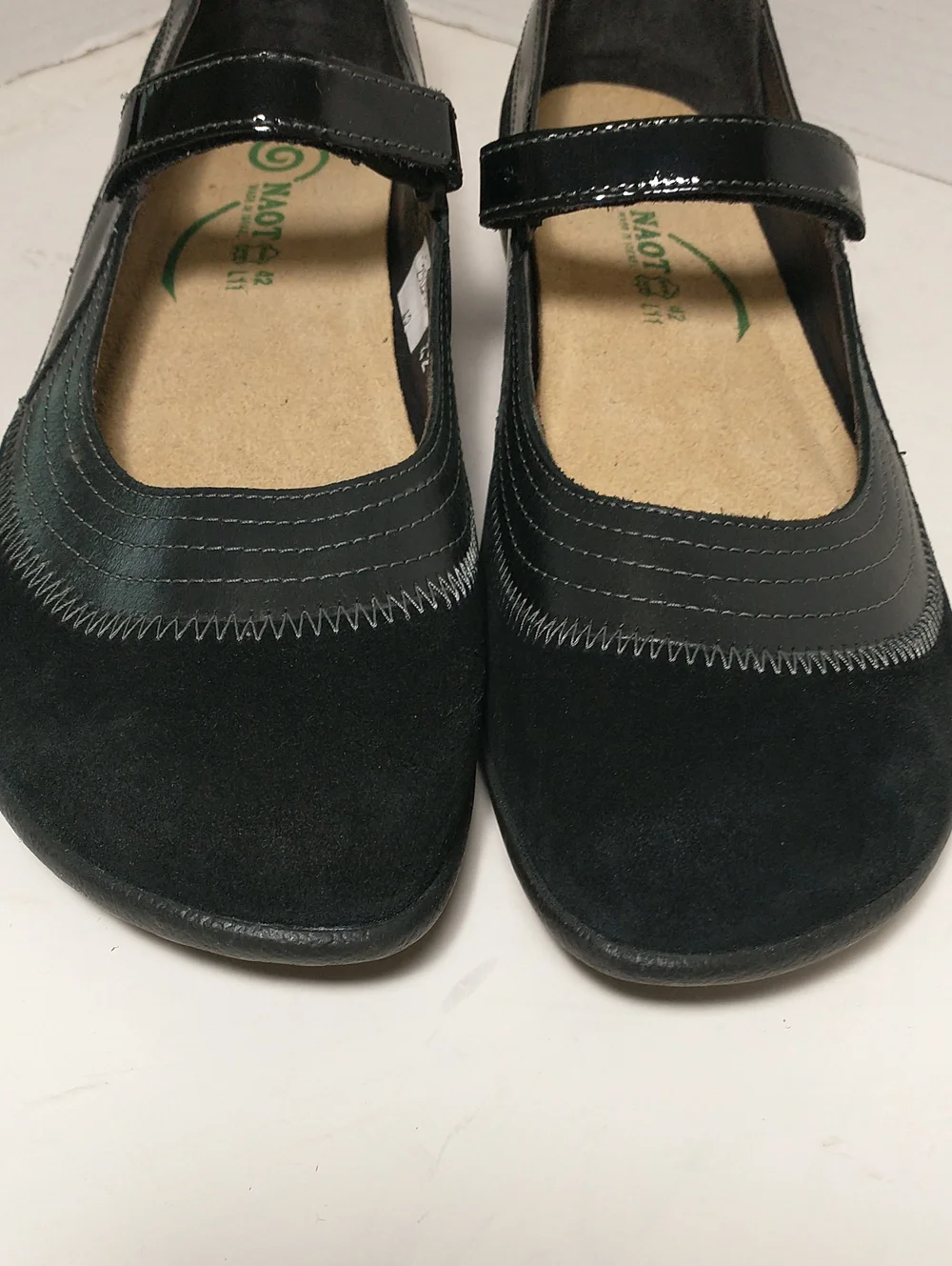NEW Naot Kirei Black Suede Mary Janes, US 11,